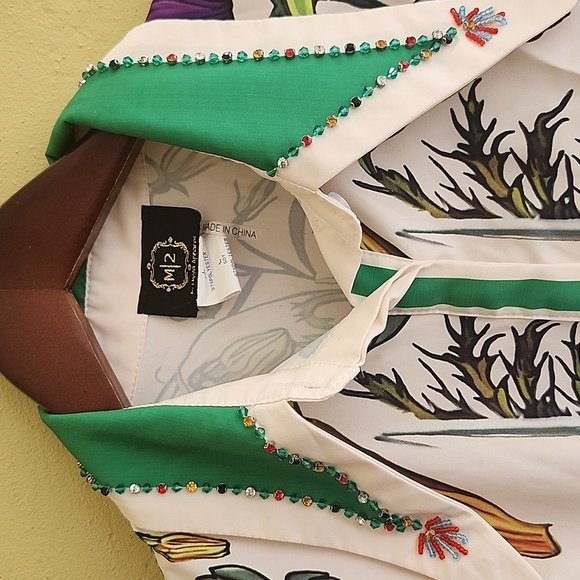 NWOT Green Beaded Blouse - Picture 9 of 12